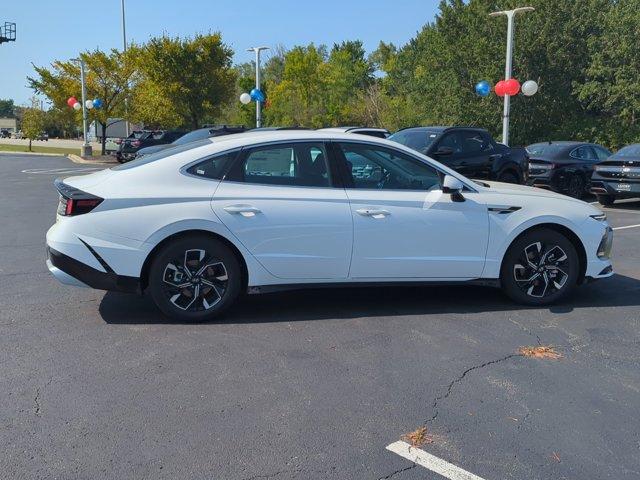 new 2025 Hyundai Sonata car, priced at $29,411