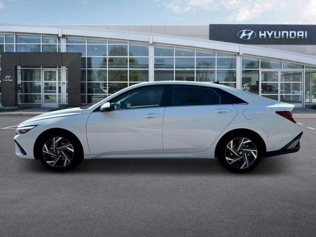 new 2025 Hyundai Elantra HEV car, priced at $30,054