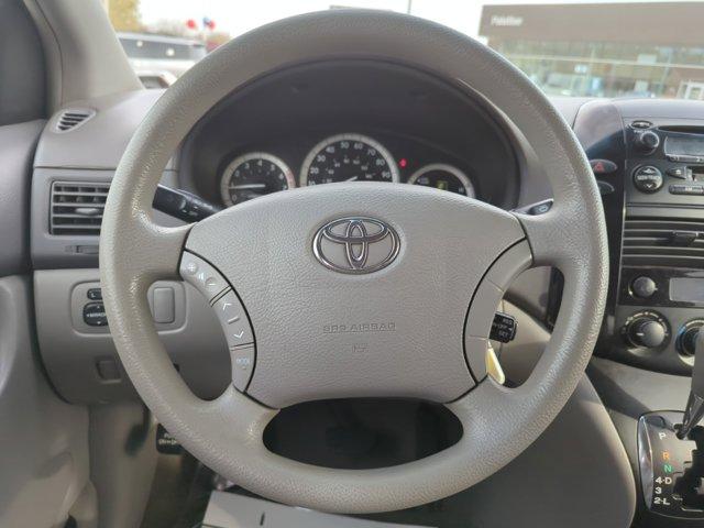 used 2004 Toyota Sienna car, priced at $6,498