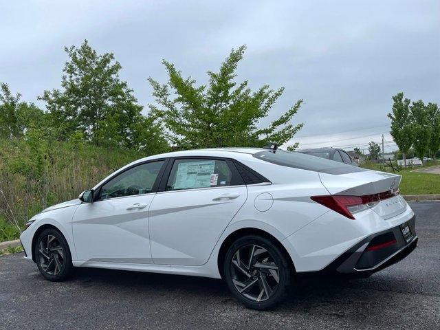 new 2024 Hyundai Elantra car, priced at $23,203