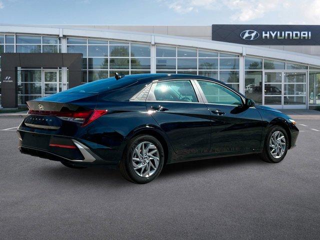 new 2024 Hyundai Elantra car, priced at $21,404