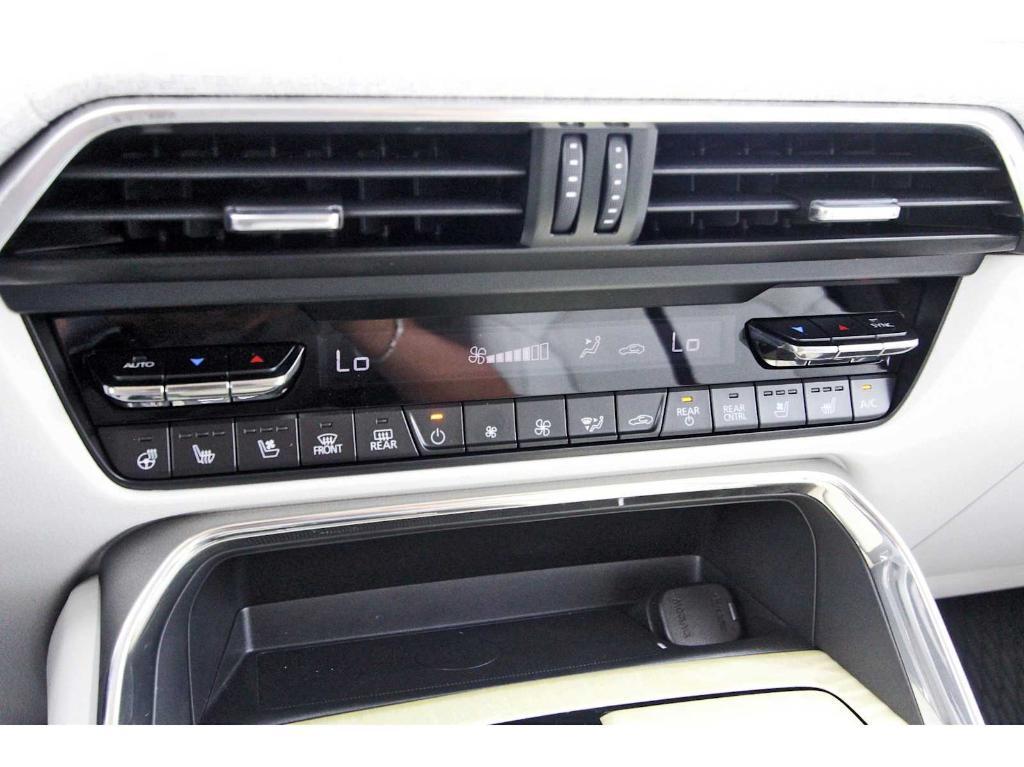 new 2025 Mazda CX-90 car, priced at $57,477