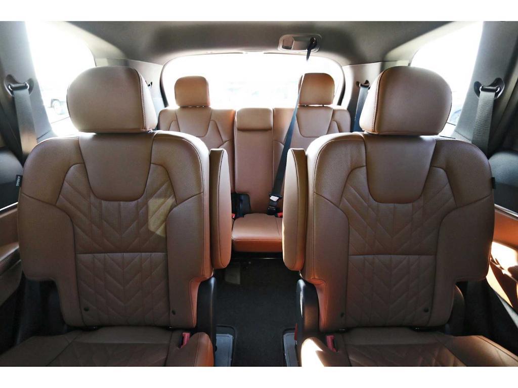 used 2024 Kia Telluride car, priced at $38,998