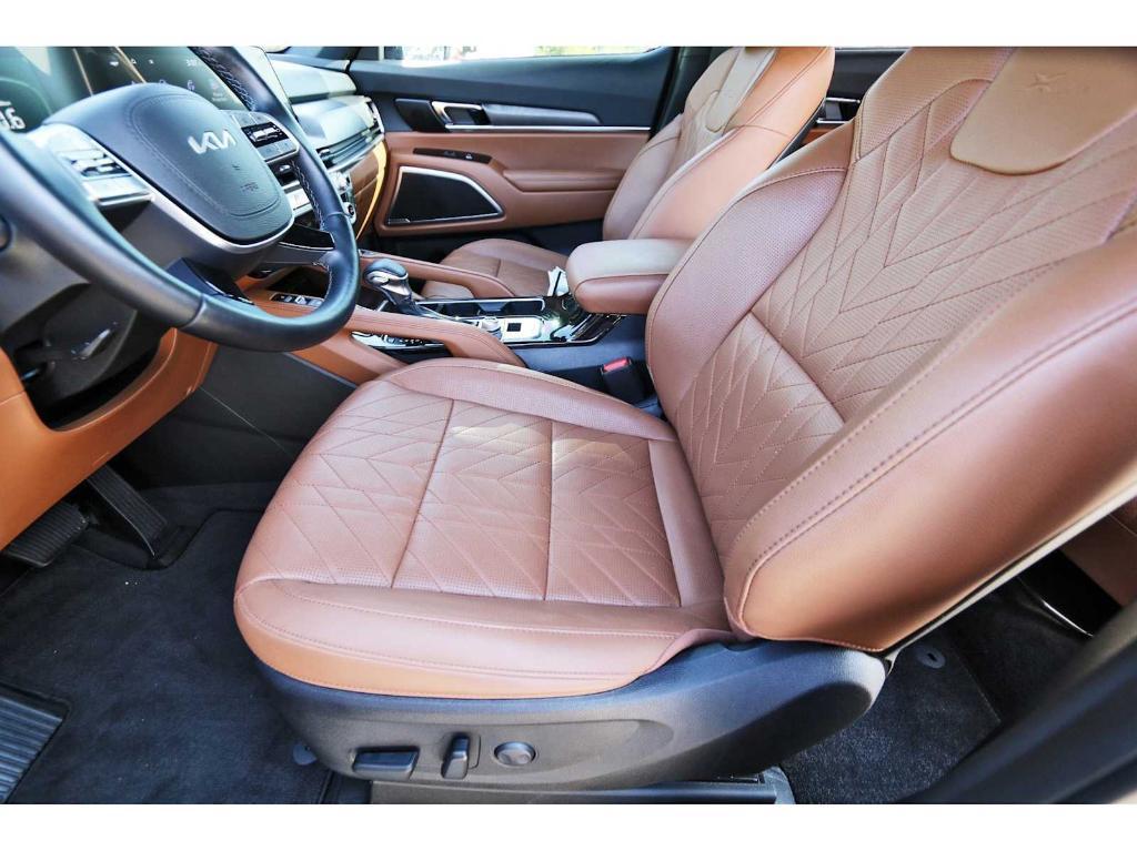 used 2024 Kia Telluride car, priced at $38,998