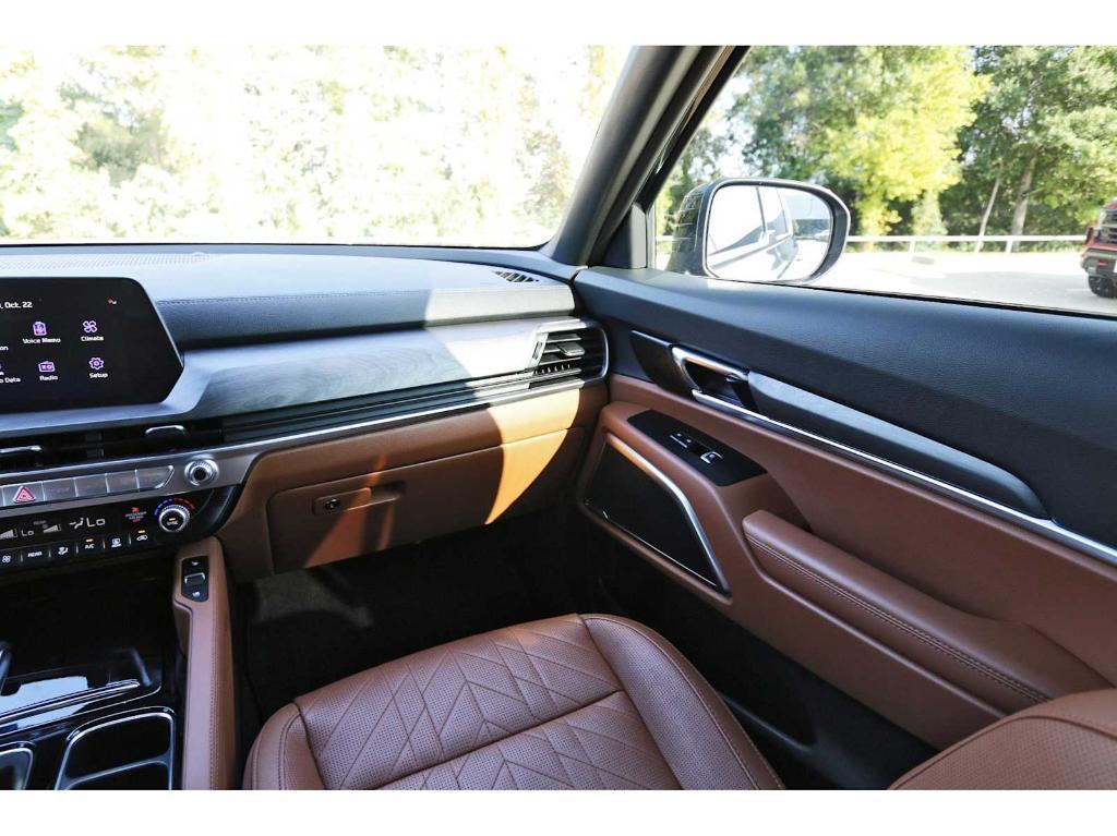 used 2024 Kia Telluride car, priced at $38,998