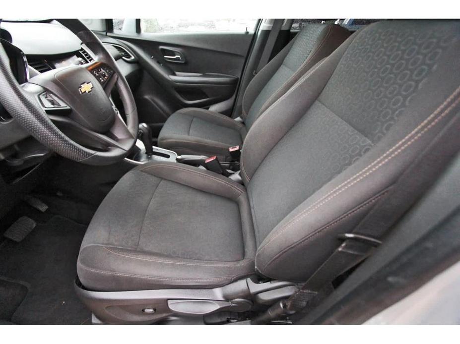 used 2022 Chevrolet Trax car, priced at $13,998