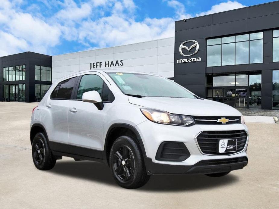 used 2022 Chevrolet Trax car, priced at $13,998