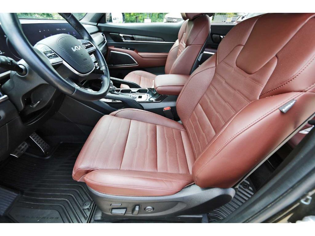 used 2024 Kia Telluride car, priced at $43,448