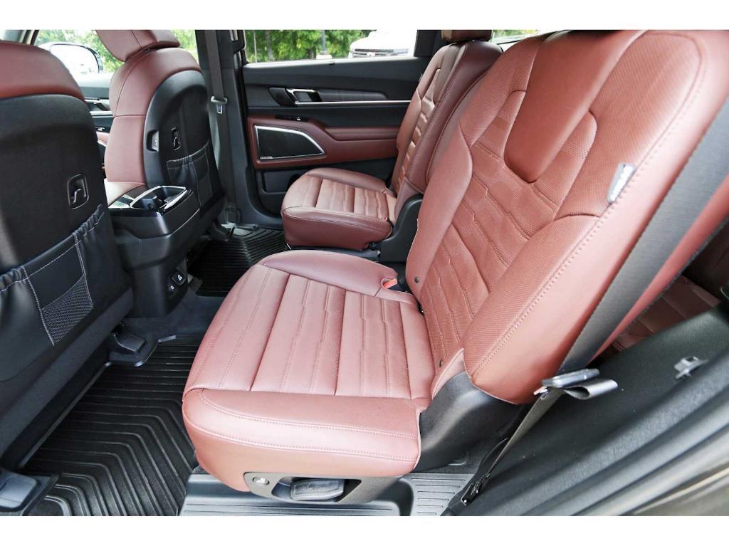 used 2024 Kia Telluride car, priced at $43,448