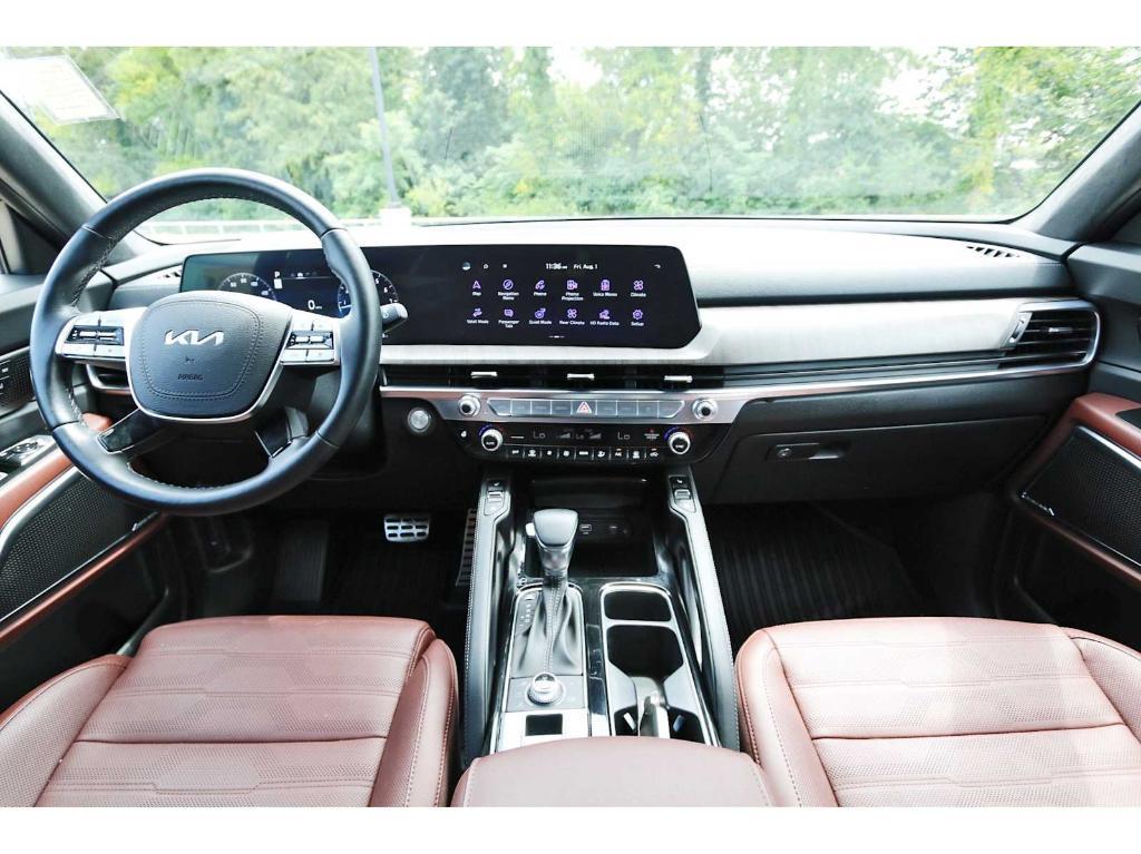 used 2024 Kia Telluride car, priced at $43,448