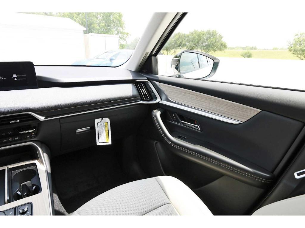new 2025 Mazda CX-90 car, priced at $47,995