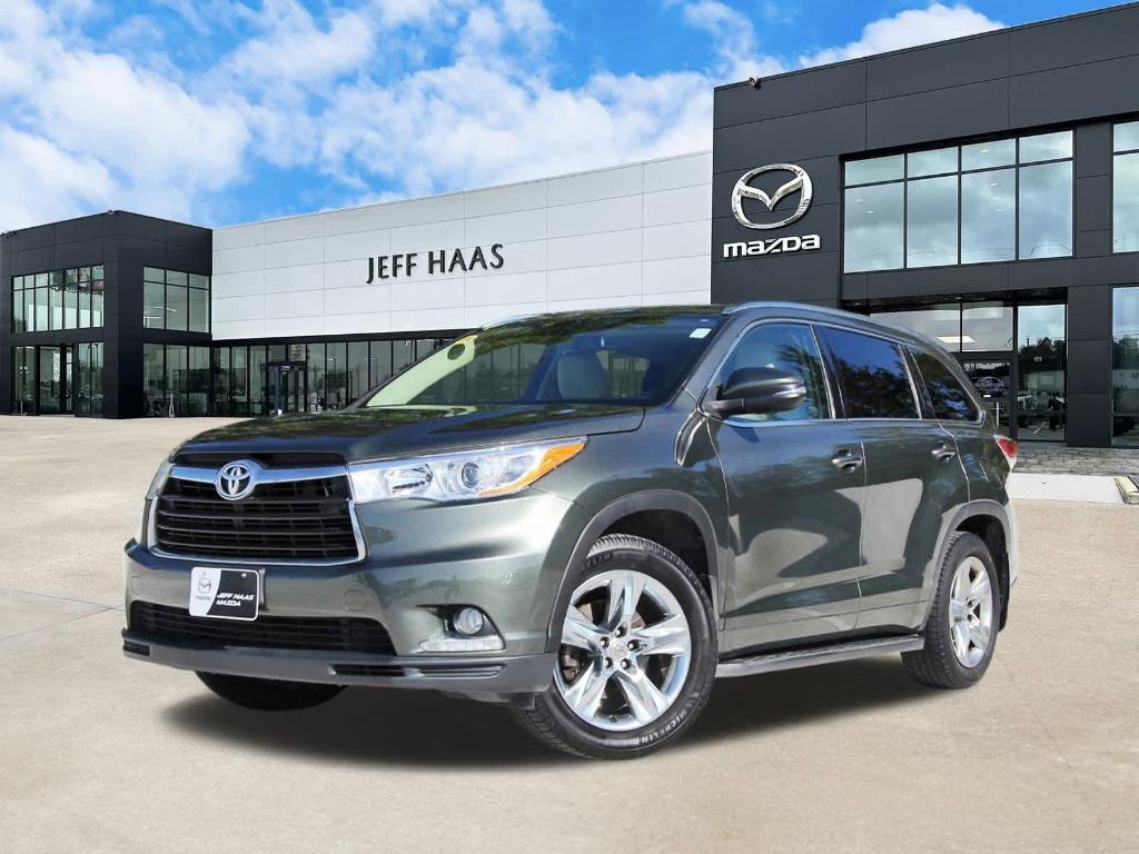 used 2015 Toyota Highlander car, priced at $17,499
