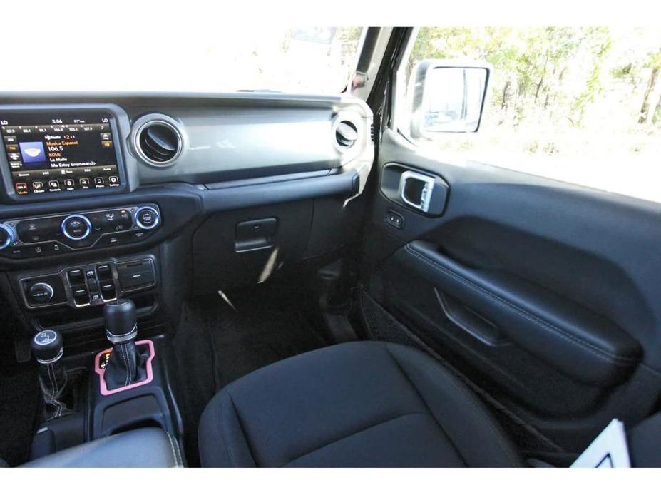 used 2022 Jeep Wrangler Unlimited car, priced at $34,998