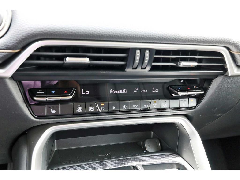 new 2025 Mazda CX-90 car, priced at $41,620