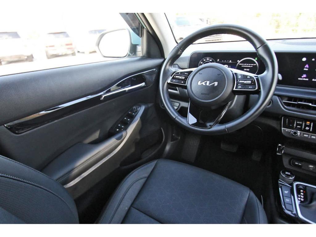 used 2024 Kia Seltos car, priced at $24,998