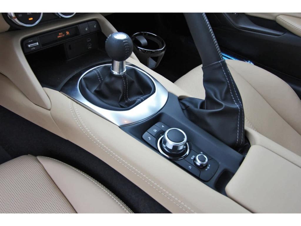 new 2025 Mazda MX-5 Miata RF car, priced at $39,710