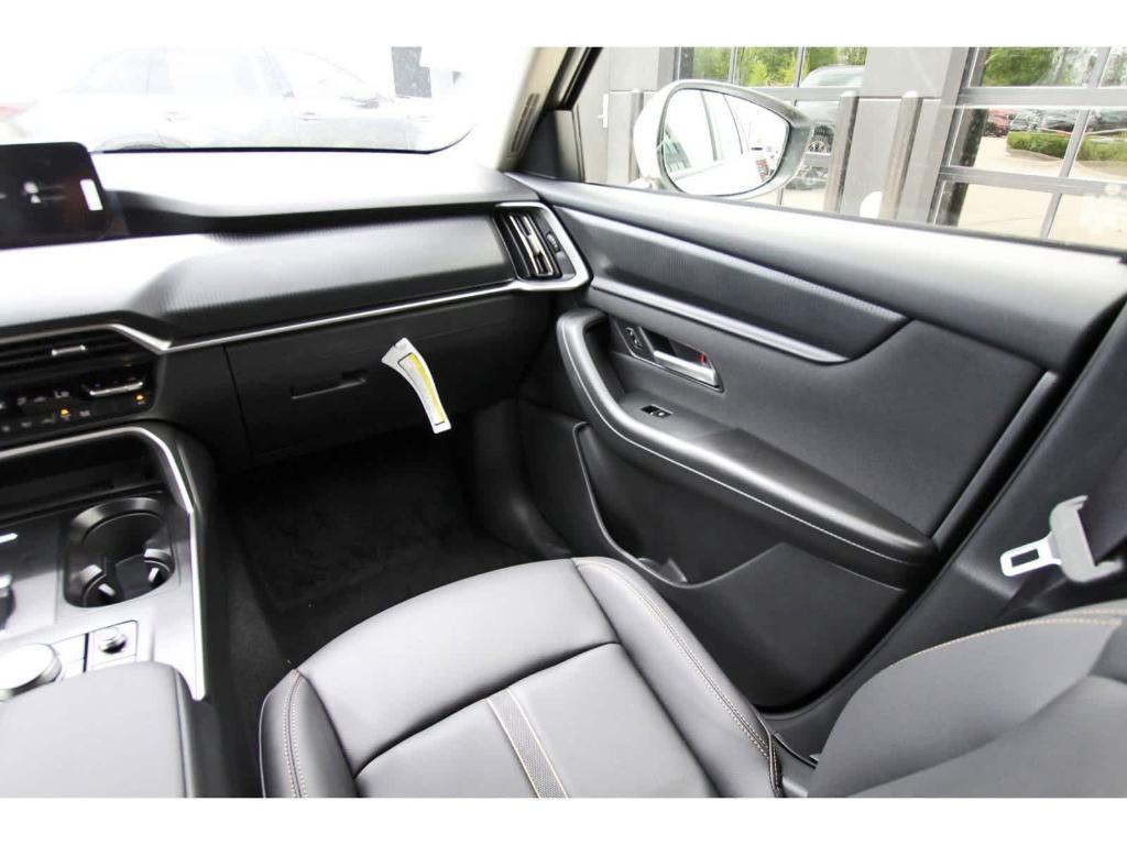 new 2025 Mazda CX-90 car, priced at $40,095