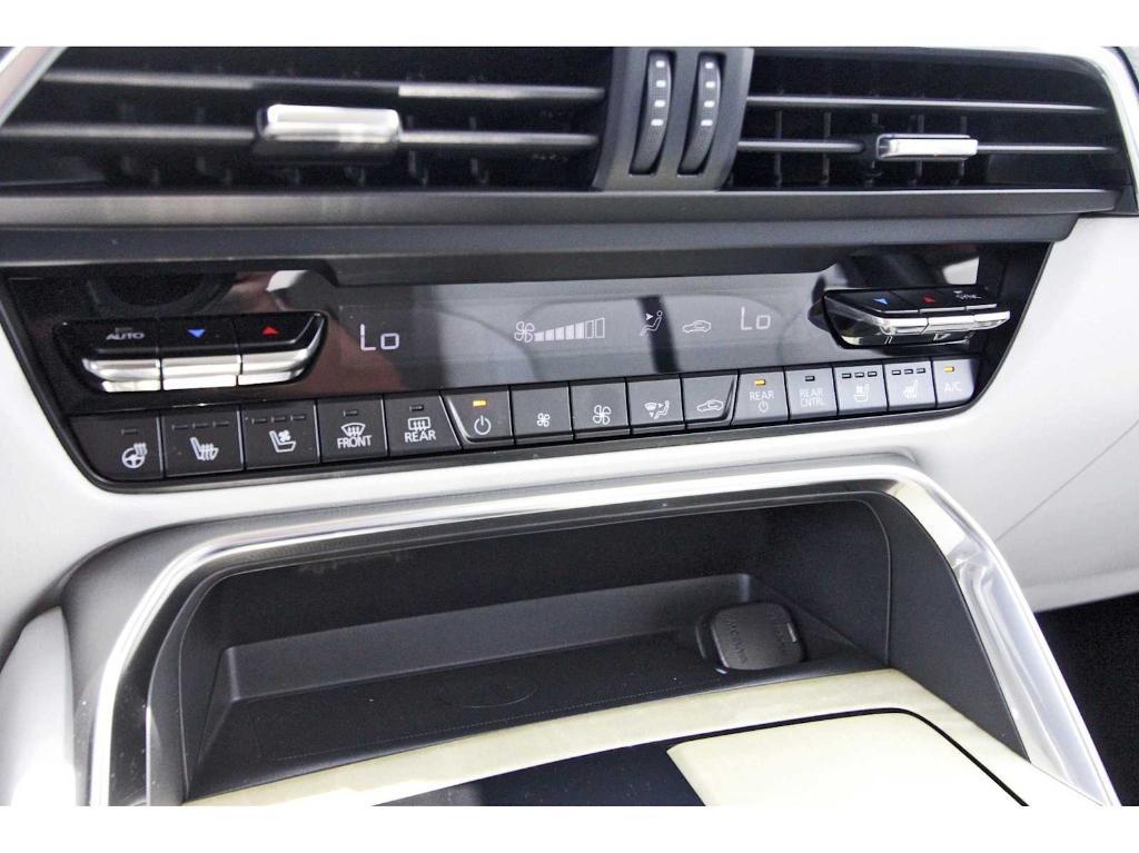 new 2025 Mazda CX-90 car, priced at $58,132