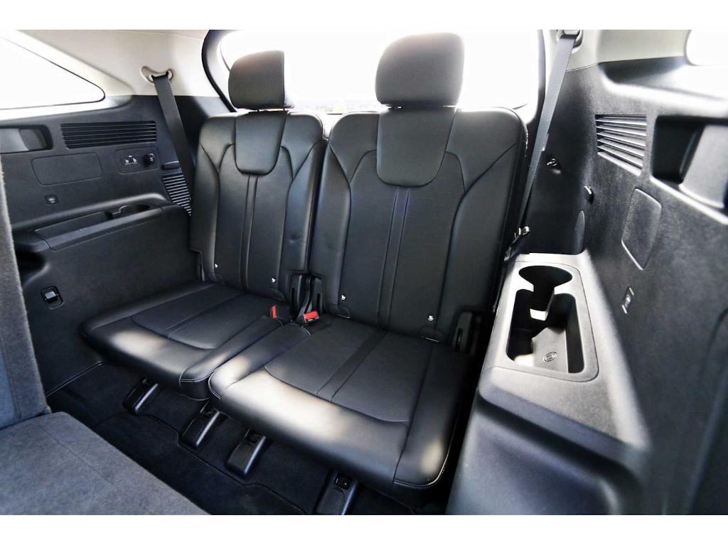 used 2024 Kia Sorento car, priced at $29,998