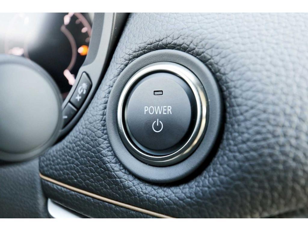 new 2025 Mazda CX-70 PHEV car, priced at $54,807