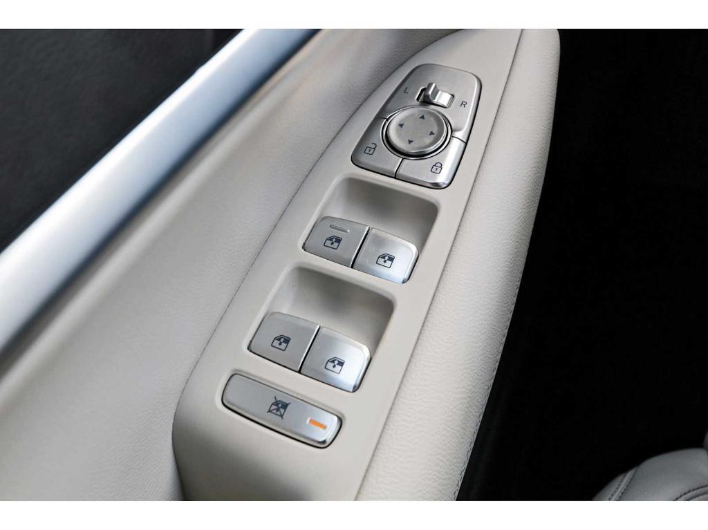 used 2025 Genesis G70 car, priced at $35,998