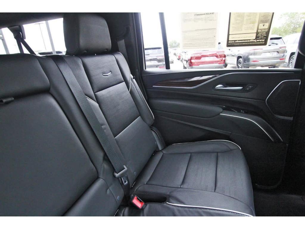 used 2023 Cadillac Escalade ESV car, priced at $76,998