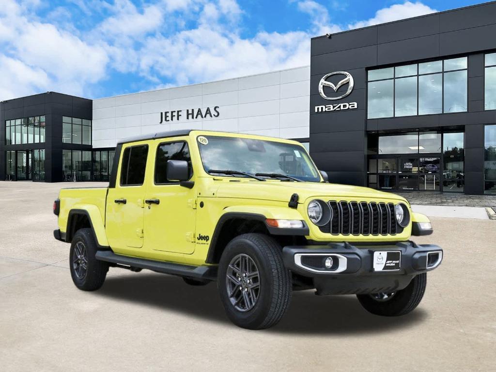 used 2024 Jeep Gladiator car, priced at $34,499