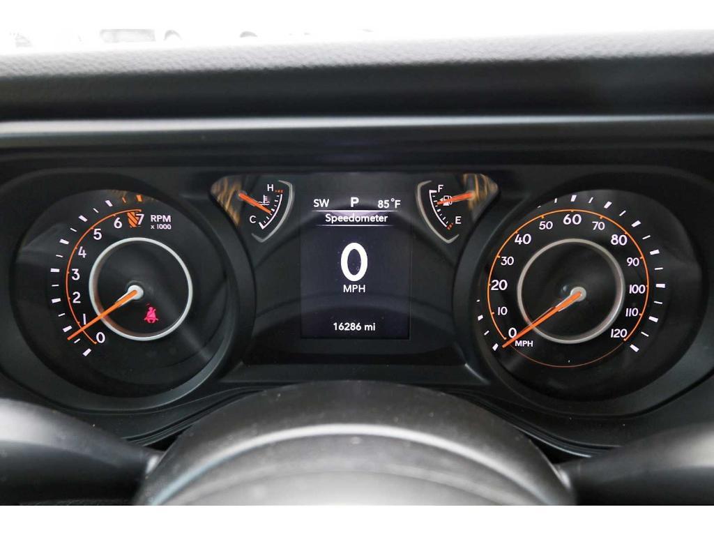 used 2024 Jeep Gladiator car, priced at $34,499