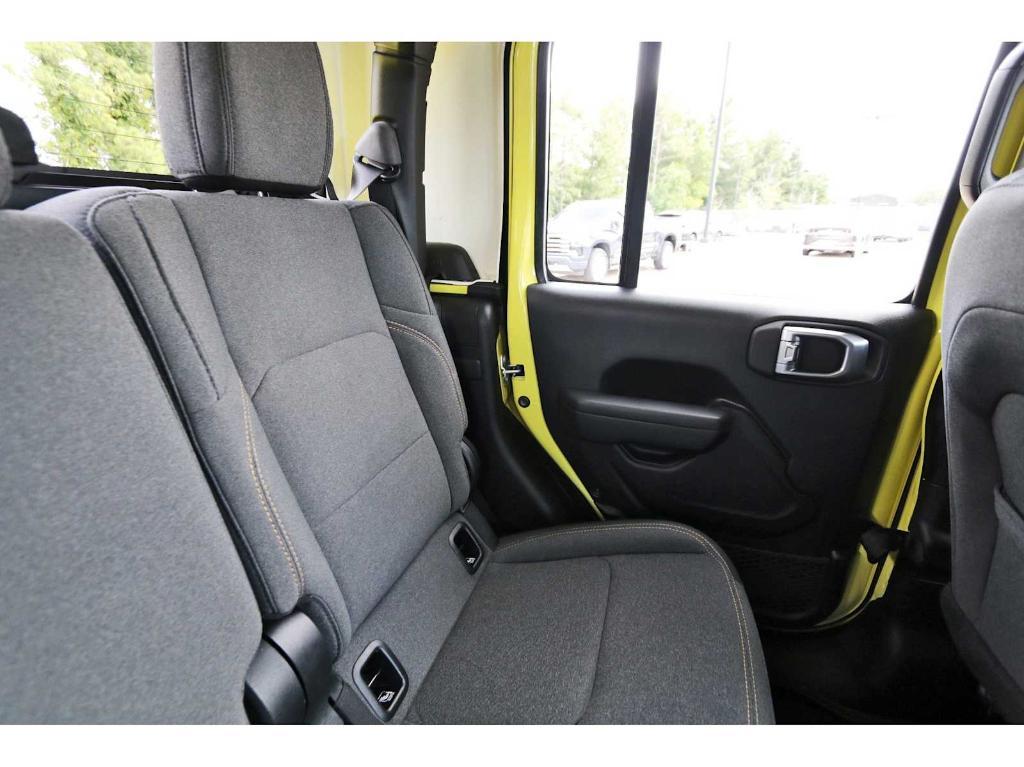 used 2024 Jeep Gladiator car, priced at $34,499