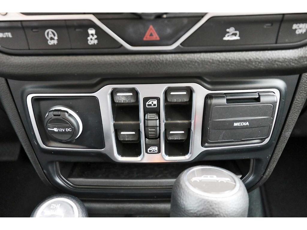 used 2024 Jeep Gladiator car, priced at $34,499