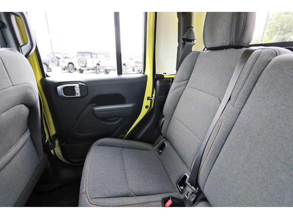 used 2024 Jeep Gladiator car, priced at $34,499