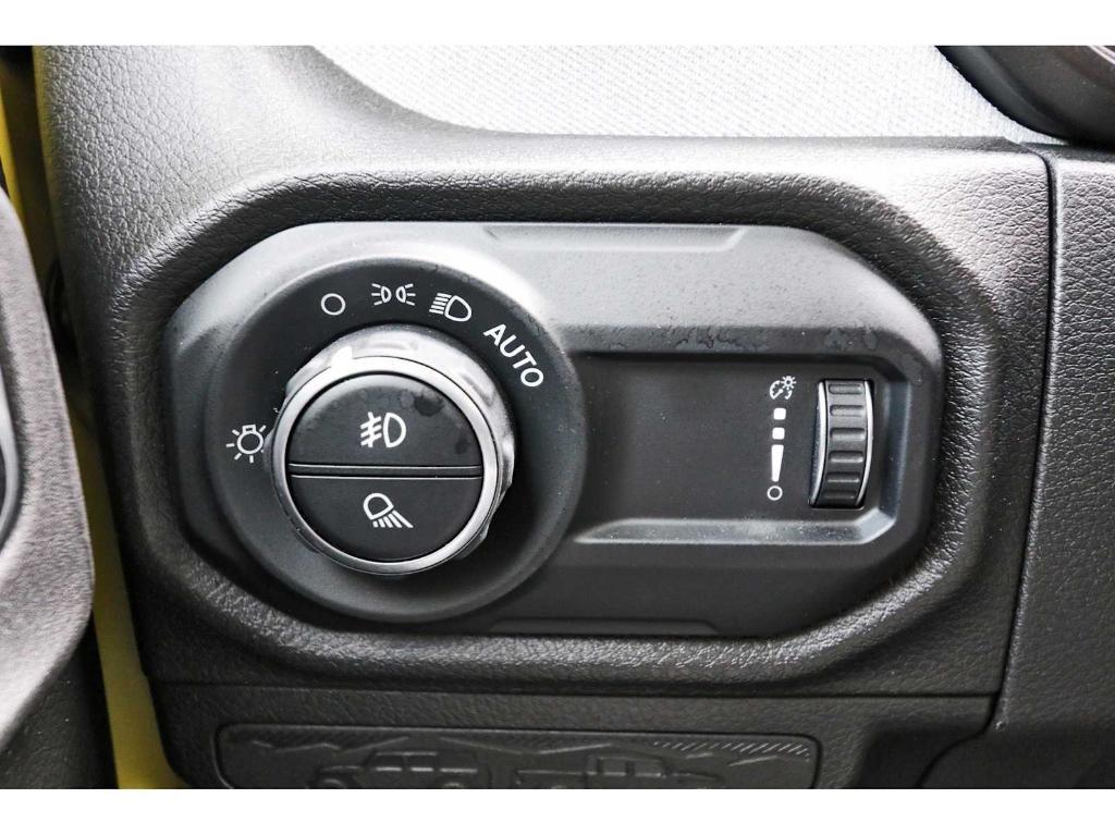 used 2024 Jeep Gladiator car, priced at $34,499