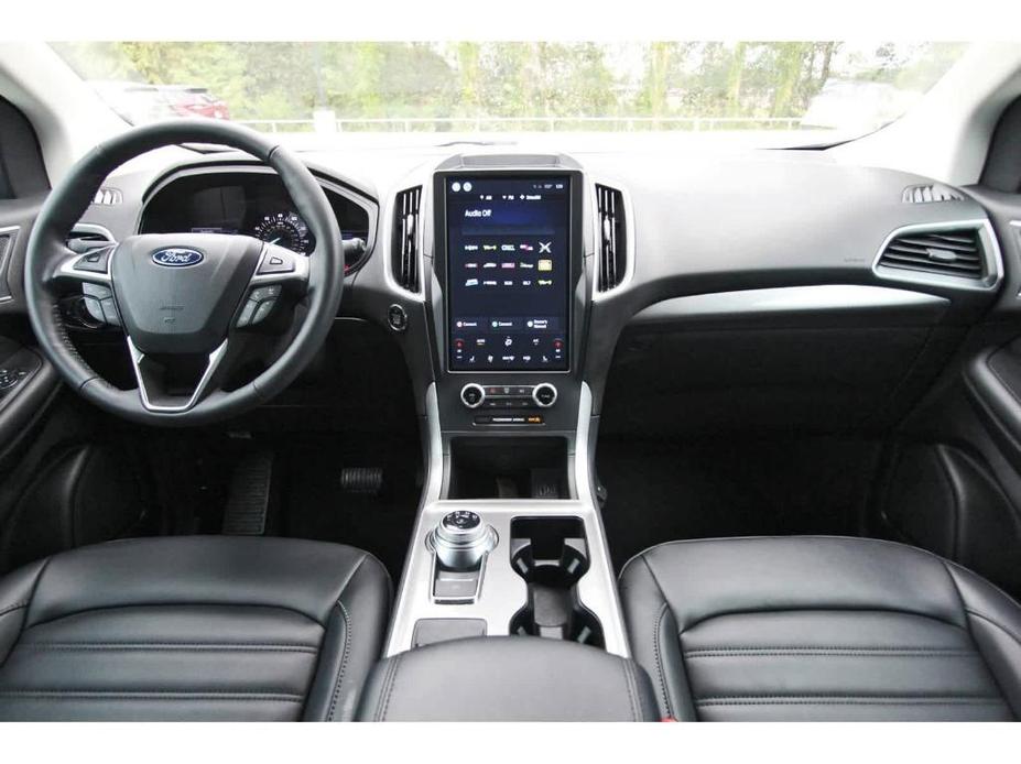 used 2024 Ford Edge car, priced at $29,447