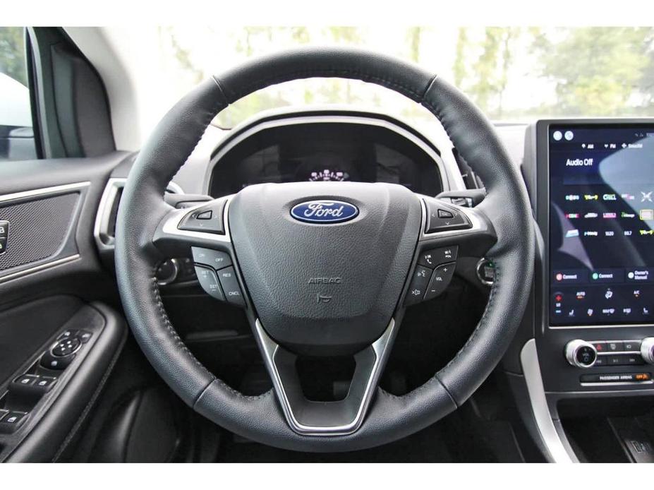 used 2024 Ford Edge car, priced at $29,447