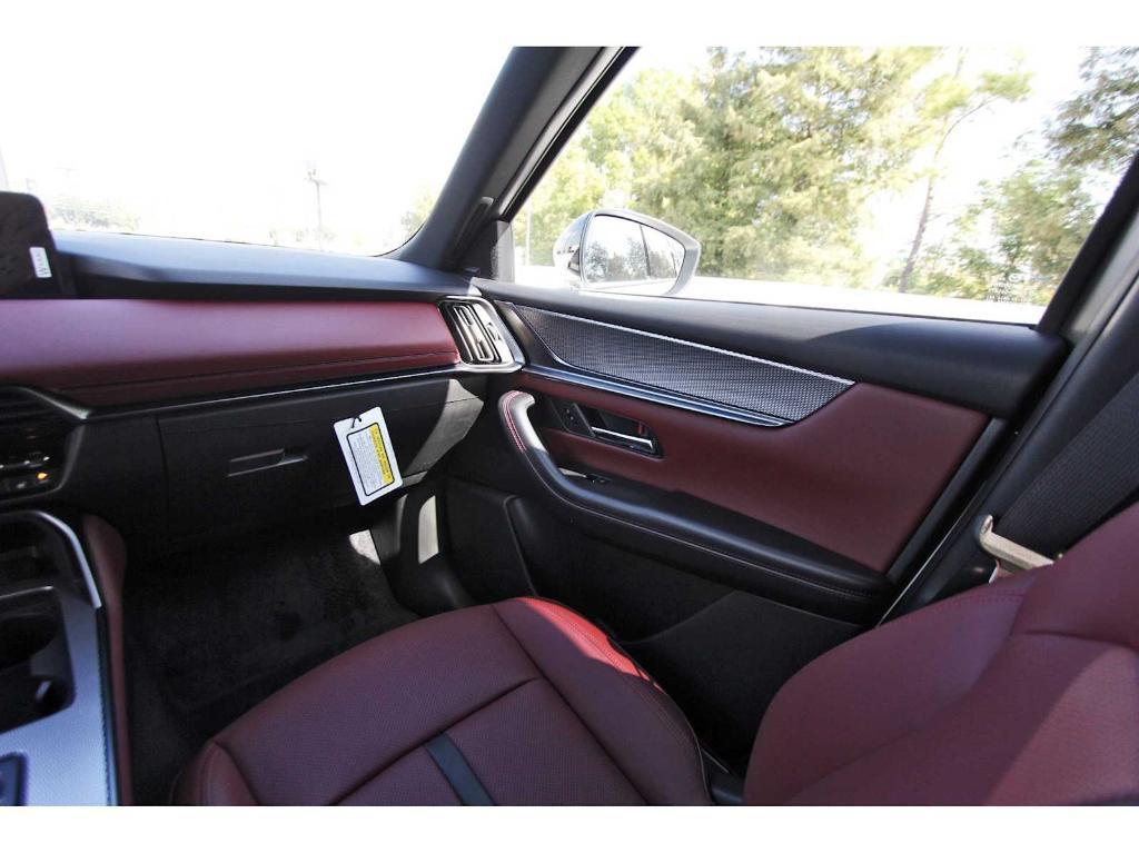 new 2025 Mazda CX-70 PHEV car, priced at $58,323
