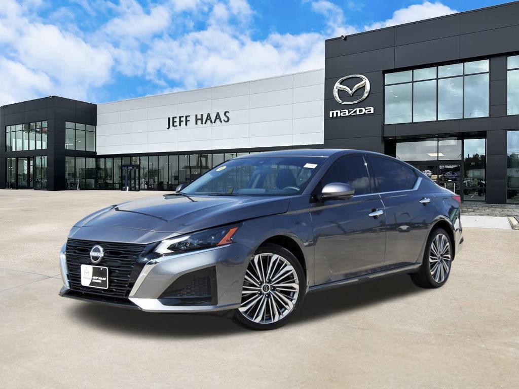 used 2025 Nissan Altima car, priced at $25,777