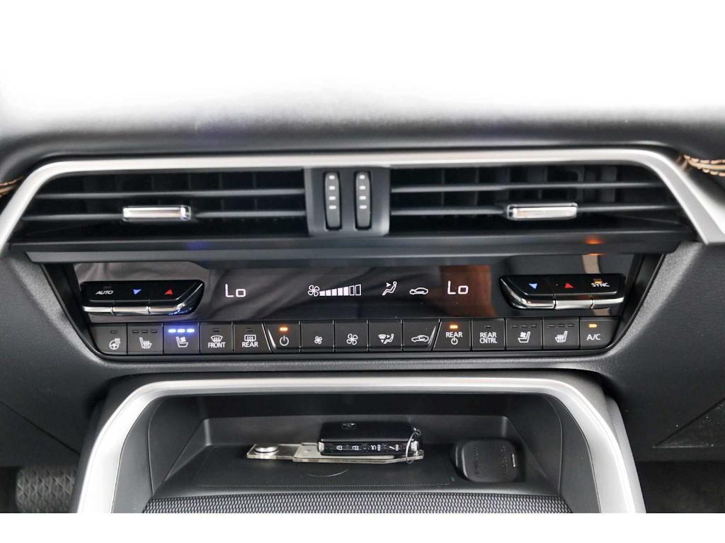 new 2025 Mazda CX-70 car, priced at $54,500
