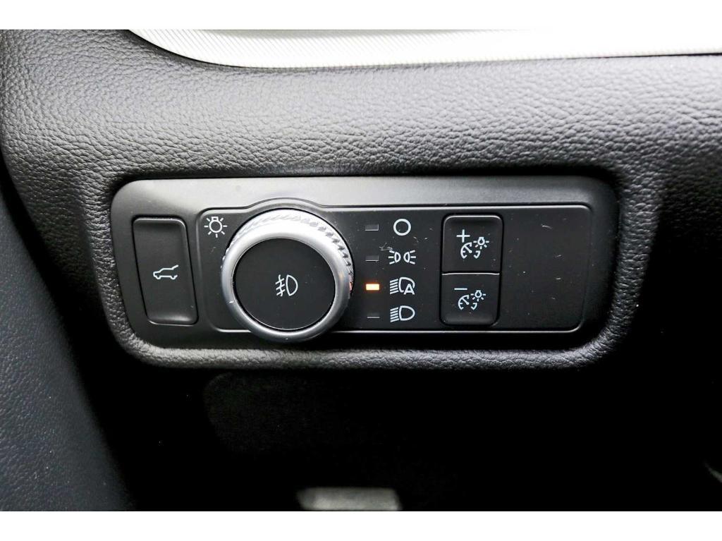 used 2022 Ford Explorer car, priced at $27,998