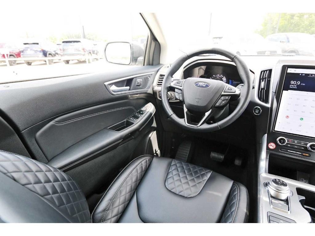 used 2024 Ford Edge car, priced at $29,998