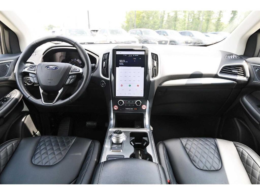 used 2024 Ford Edge car, priced at $29,998