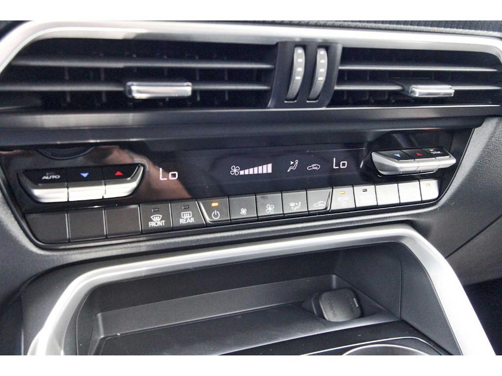 new 2025 Mazda CX-90 car, priced at $38,592