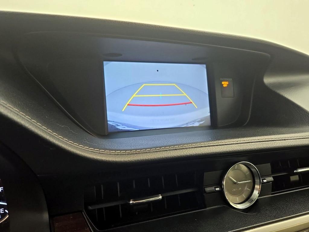 used 2016 Lexus ES 300h car, priced at $19,998