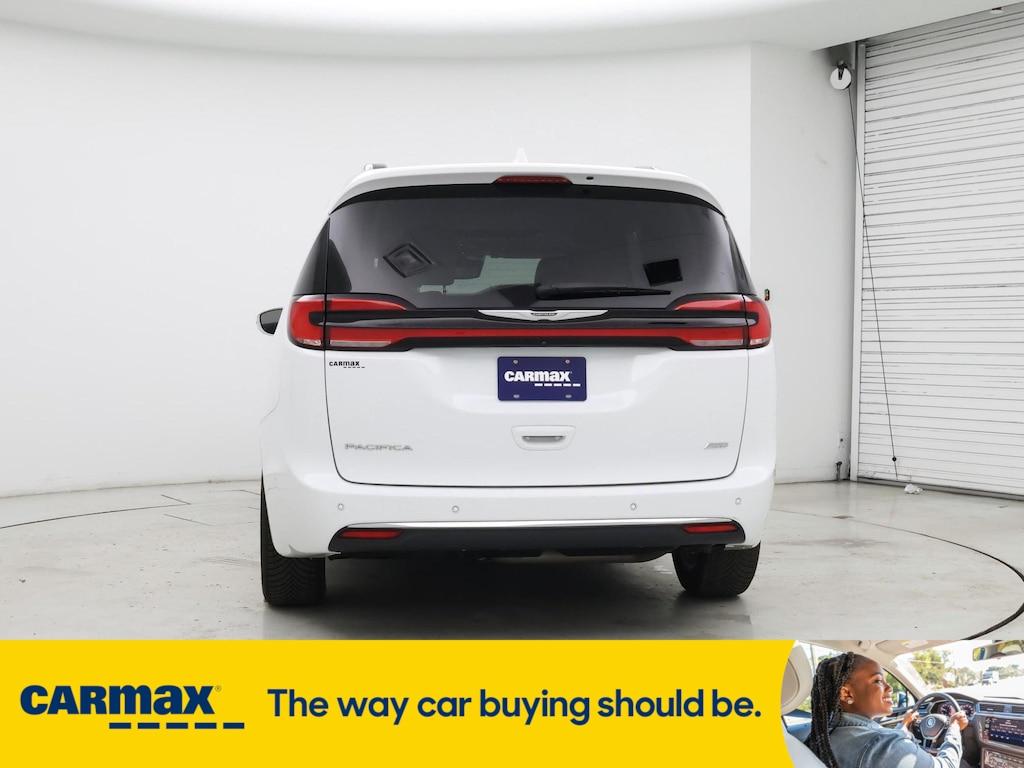 used 2021 Chrysler Pacifica car, priced at $30,998