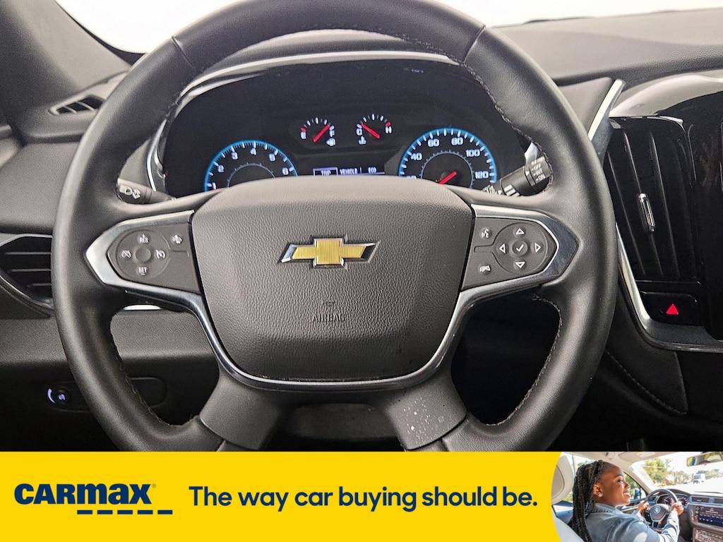 used 2023 Chevrolet Traverse car, priced at $27,998