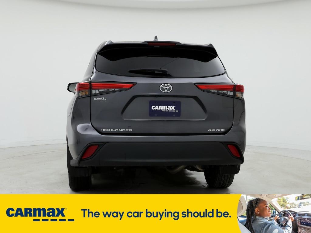 used 2023 Toyota Highlander car, priced at $39,998