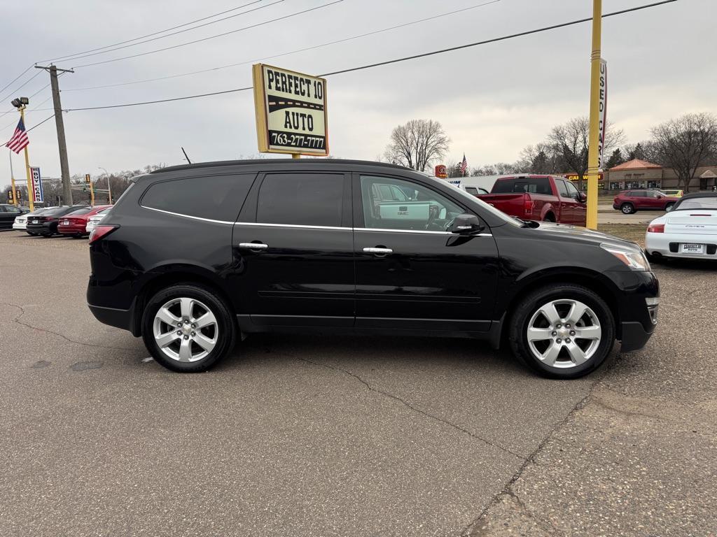 used 2017 Chevrolet Traverse car, priced at $11,495
