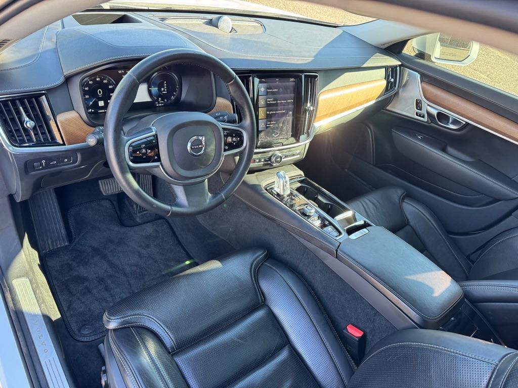 used 2018 Volvo S90 Recharge Plug-In Hybrid car, priced at $15,995
