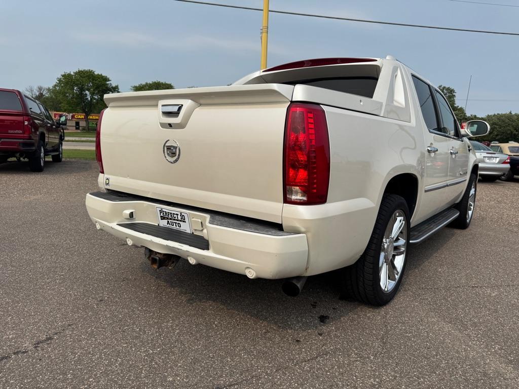 used 2008 Cadillac Escalade EXT car, priced at $11,995