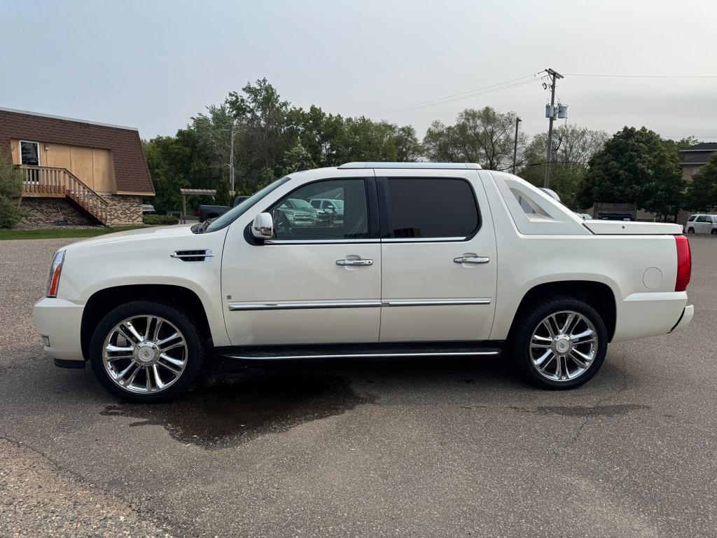 used 2008 Cadillac Escalade EXT car, priced at $11,995
