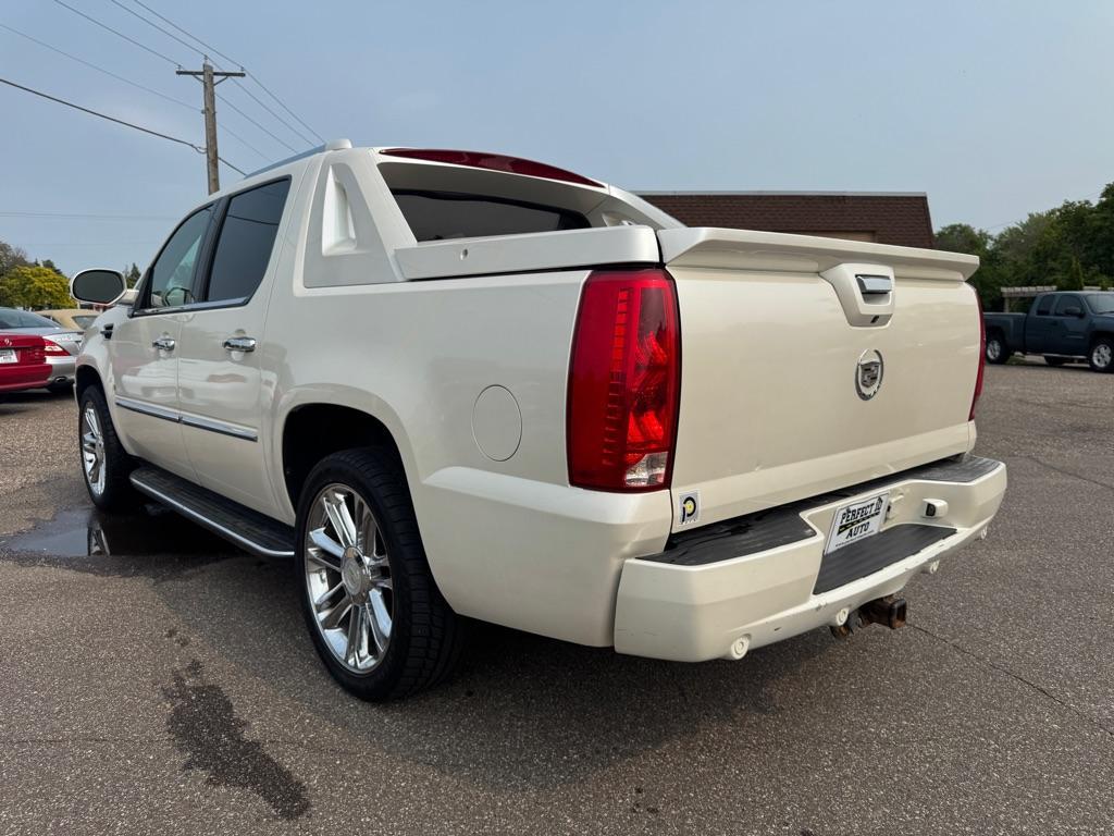 used 2008 Cadillac Escalade EXT car, priced at $11,995